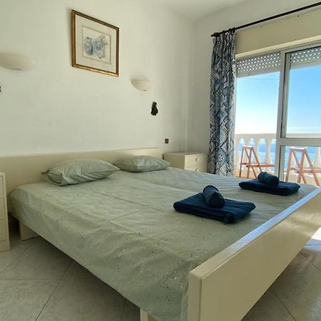 Rosa Guest House #6 - Com Vista Mar, Mesmo Em Frente A Praia Do Inatel Em Албуфейра Экстерьер фото